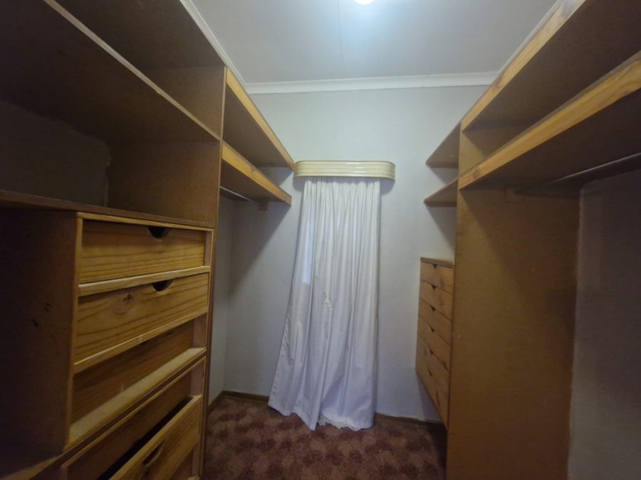 4 Bedroom Property for Sale in Kathu Northern Cape